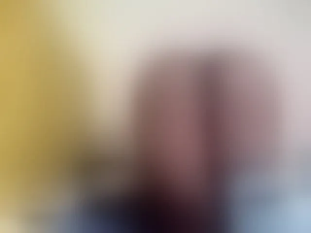 Live sex webcam photo for goddess-soriyah #293078324