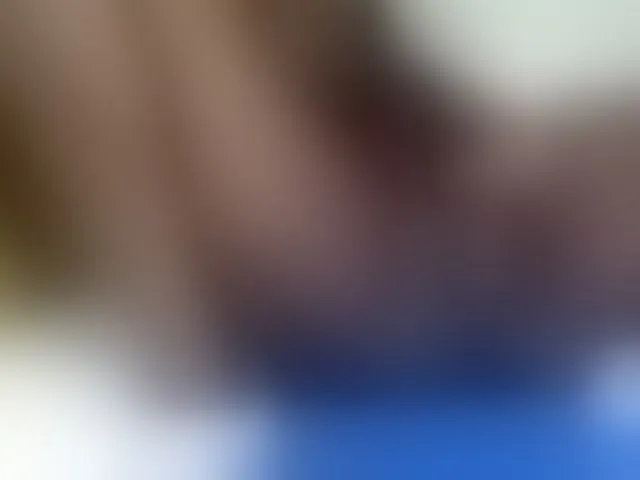 Live sex webcam photo for goddess-soriyah #293116490