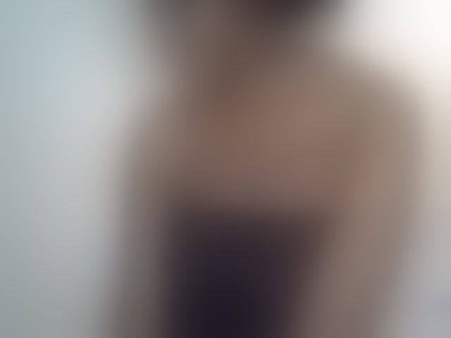 Live sex webcam photo for goddess-soriyah #294105956