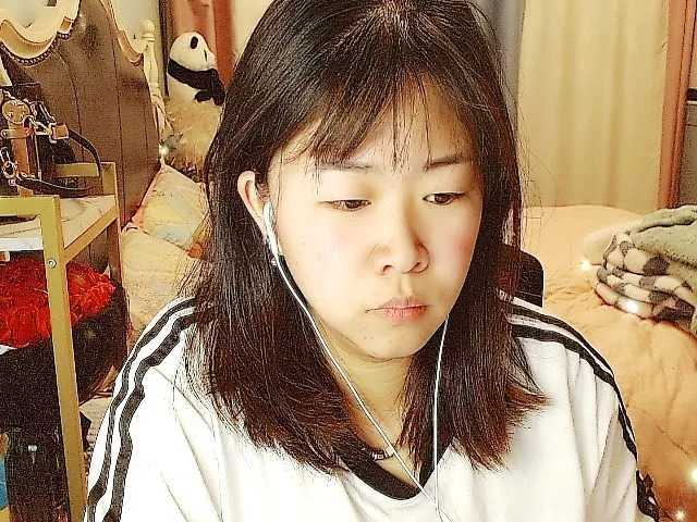 Live sex webcam photo for goddess777 #290421231