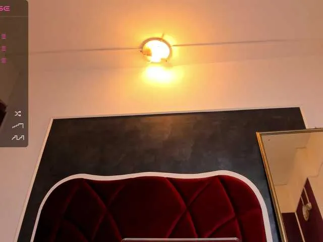 Live sex webcam photo for goddessallyse #276558704