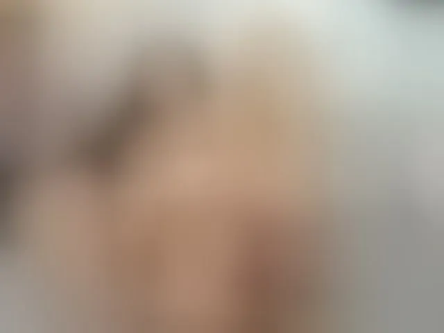 Live sex webcam photo for goddessallyse #293082802