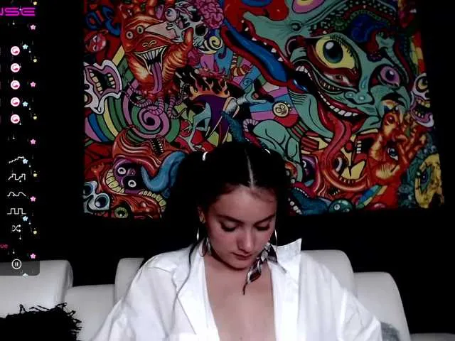 Live sex webcam photo for goddessloved #272796108