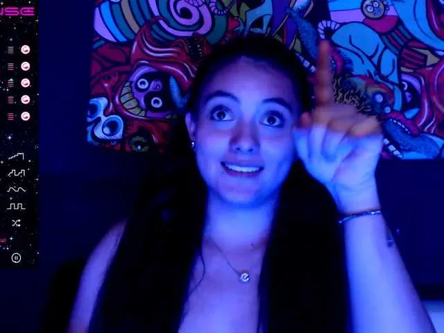 Live sex webcam photo for goddessloved #273037727