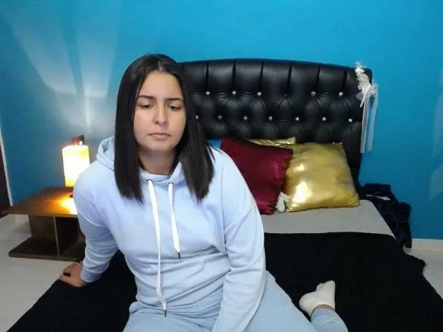 Live sex webcam photo for goddesstepha #272049197