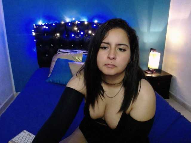 Live sex webcam photo for goddesstepha #273791571