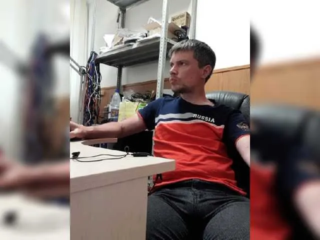 Live sex webcam photo for godforwomen #275551961