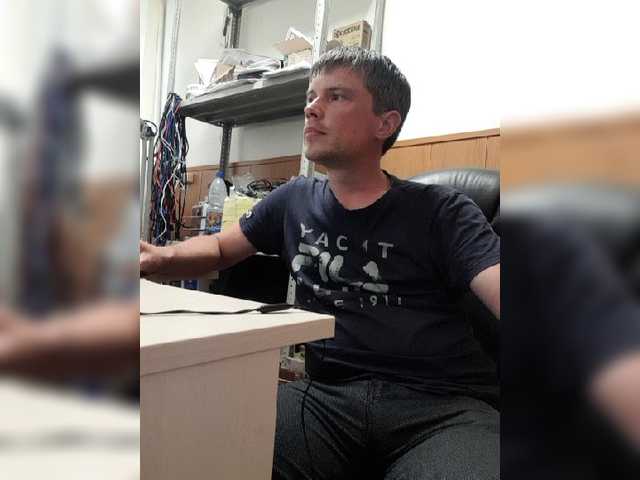 Live sex webcam photo for godforwomen #275597654