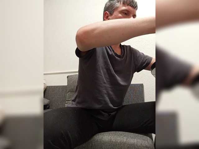 Live sex webcam photo for godforwomen #290323984