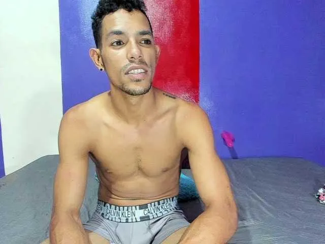Live sex webcam photo for goldbad25 #273782921