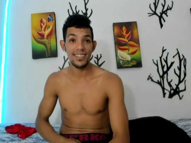 Live sex webcam photo for goldbad25 #273938111