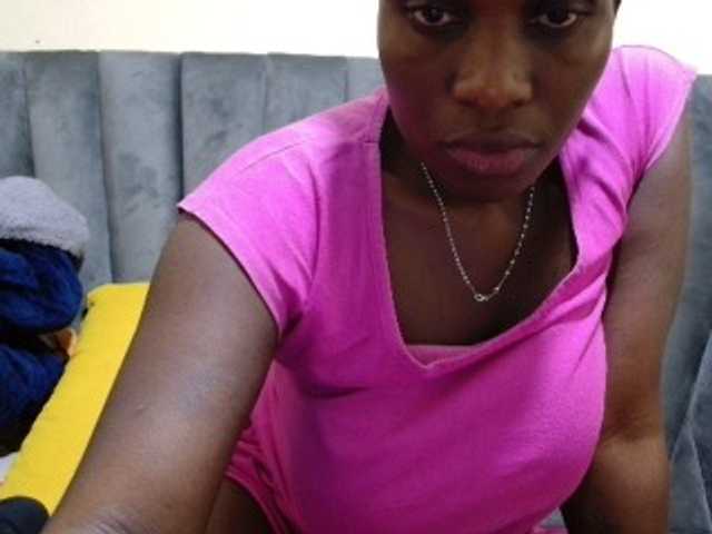 Live sex webcam photo for goldendiver #288335121