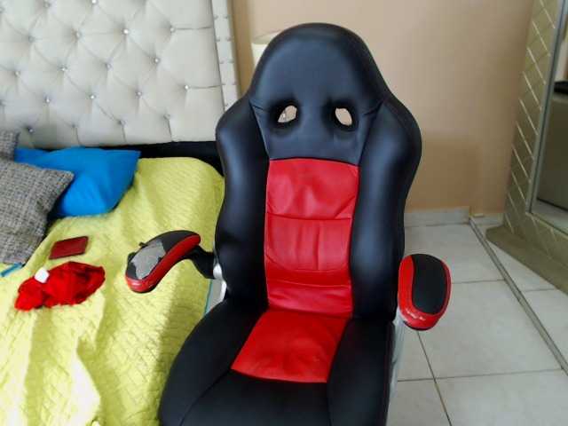 Live sex webcam photo for gomelo-777 #276224235