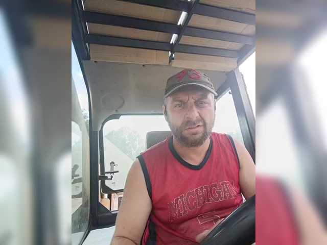 Live sex webcam photo for gonshik868-1 #291466290