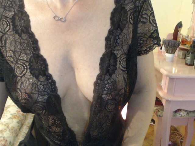 Live sex webcam photo for goodSnowQueen #273643170