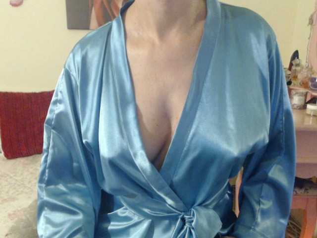 Live sex webcam photo for goodSnowQueen #275514486