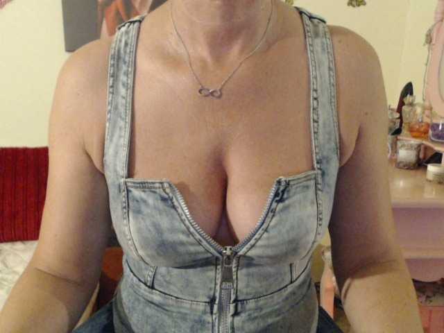 Live sex webcam photo for goodSnowQueen #276030614