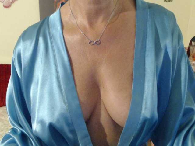 Live sex webcam photo for goodSnowQueen #276203138