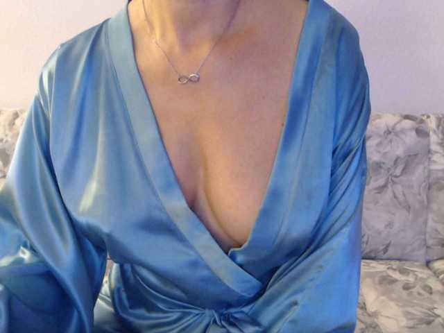 Live sex webcam photo for goodSnowQueen #276633505