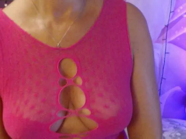 Live sex webcam photo for goodSnowQueen #289782518