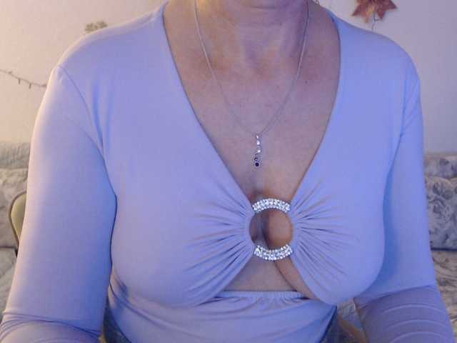 Live sex webcam photo for goodSnowQueen #290643480