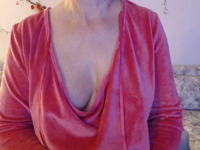 Live sex webcam photo for goodSnowQueen #290829969