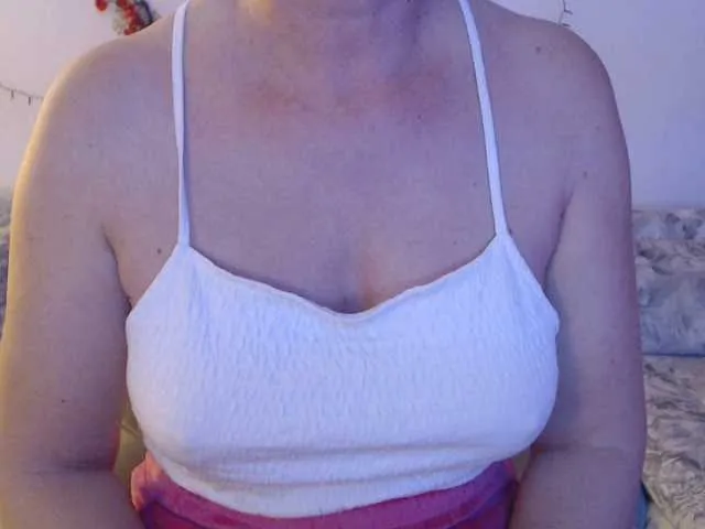 Live sex webcam photo for goodSnowQueen #290868940