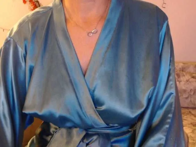 Live sex webcam photo for goodSnowQueen #291265756