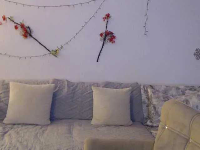 Live sex webcam photo for goodSnowQueen #291430717