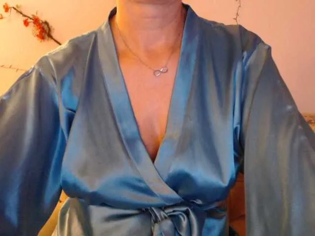 Live sex webcam photo for goodSnowQueen #291586853