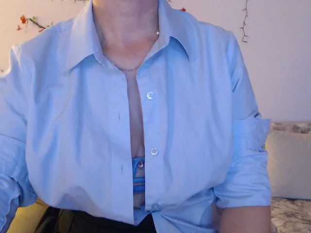 Live sex webcam photo for goodSnowQueen #292003321