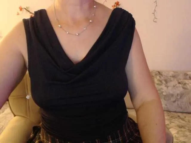 Live sex webcam photo for goodSnowQueen #292090595