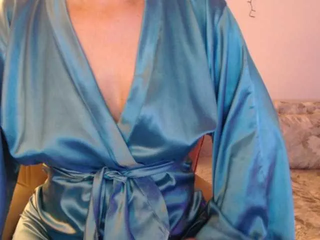 Live sex webcam photo for goodSnowQueen #292160830