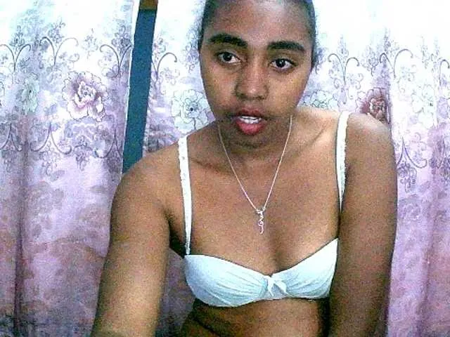 Live sex webcam photo for goodgirl #276209309