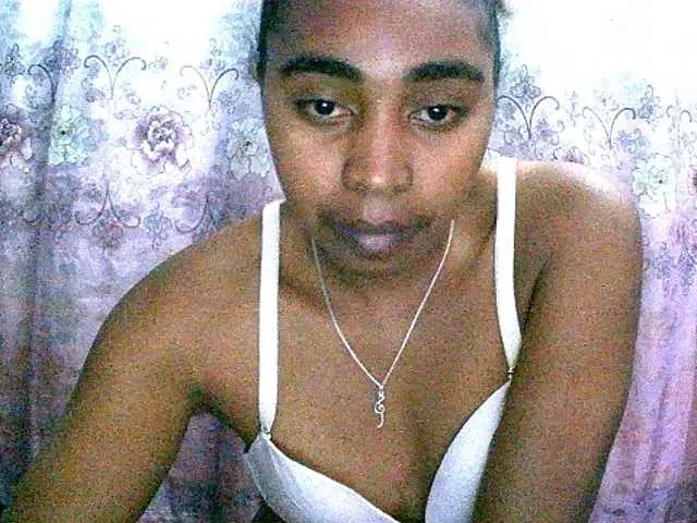 Live sex webcam photo for goodgirl #276347949