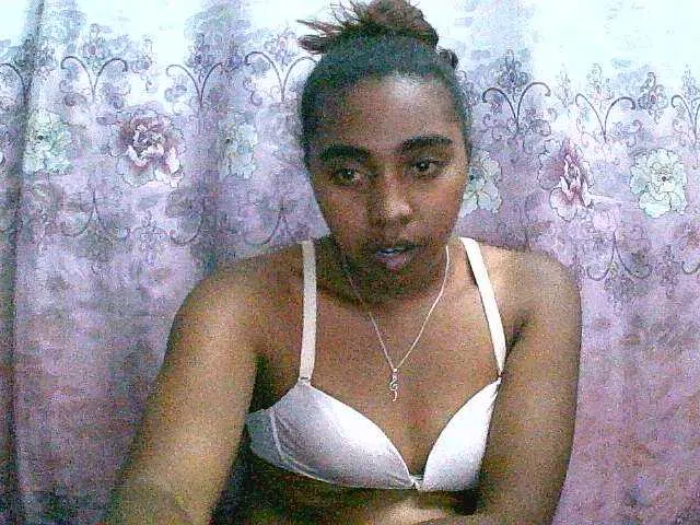 Live sex webcam photo for goodgirl #276353629