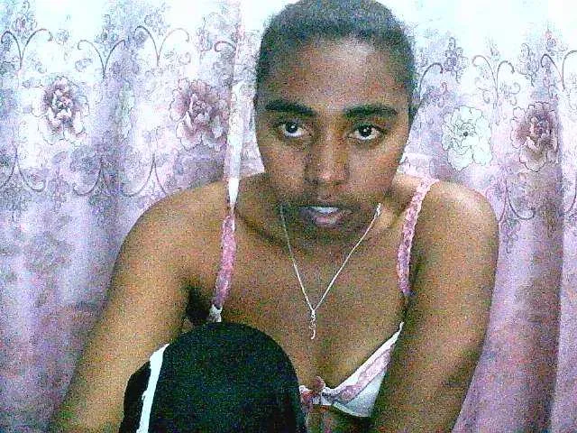 Live sex webcam photo for goodgirl #276375772