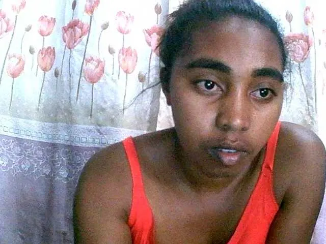 Live sex webcam photo for goodgirl #276744512