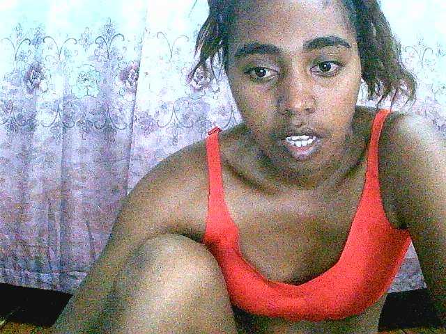 Live sex webcam photo for goodgirl #277317719