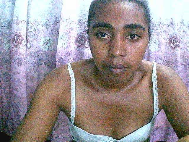 Live sex webcam photo for goodgirl #277495094