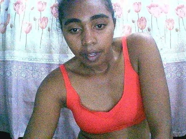 Live sex webcam photo for goodgirl #277743296