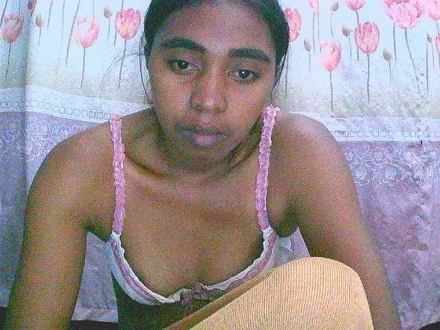 Live sex webcam photo for goodgirl #277887389
