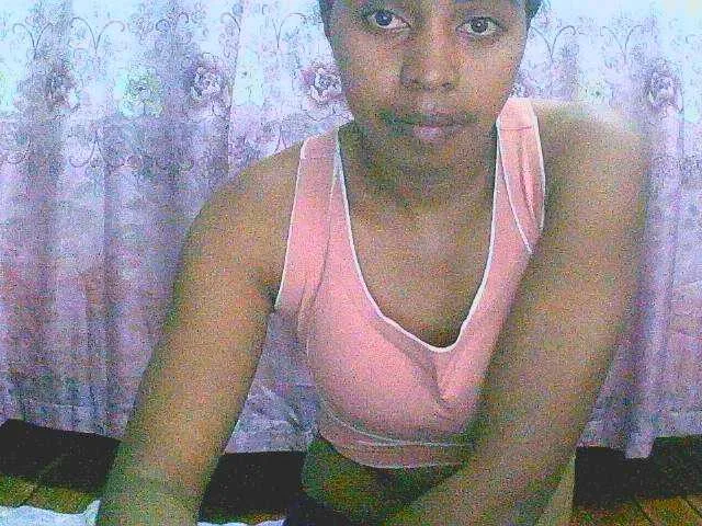 Live sex webcam photo for goodgirl #280490381