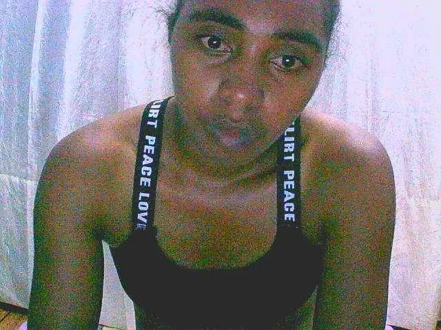 Live sex webcam photo for goodgirl #290696972