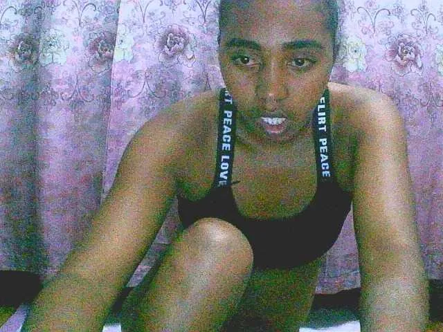 Live sex webcam photo for goodgirl #291104269
