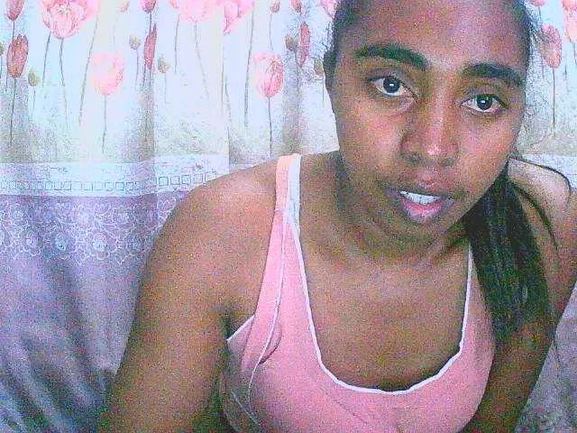 Live sex webcam photo for goodgirl #291417589