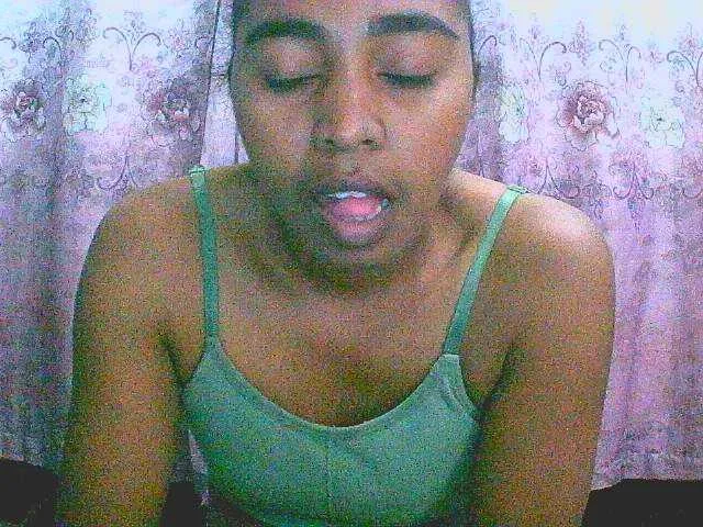 Live sex webcam photo for goodgirl #291720445
