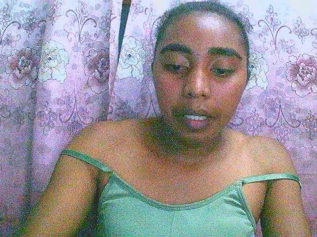 Live sex webcam photo for goodgirl #291939909