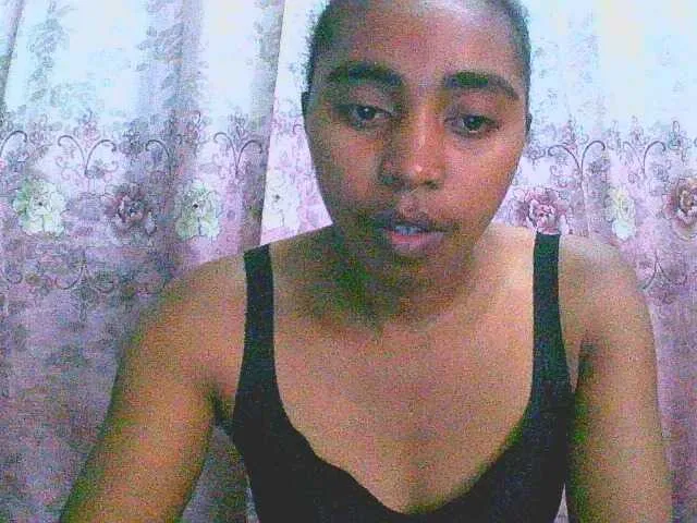 Live sex webcam photo for goodgirl #292033514