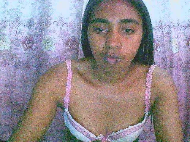 Live sex webcam photo for goodgirl #292060431